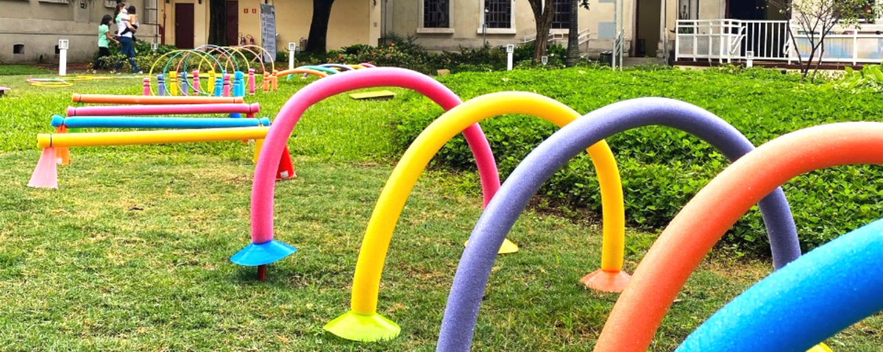 jogos no jardim do museu