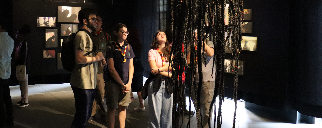 Exposição “Chegança: Um lugar ao sol e um lugar ao sul”